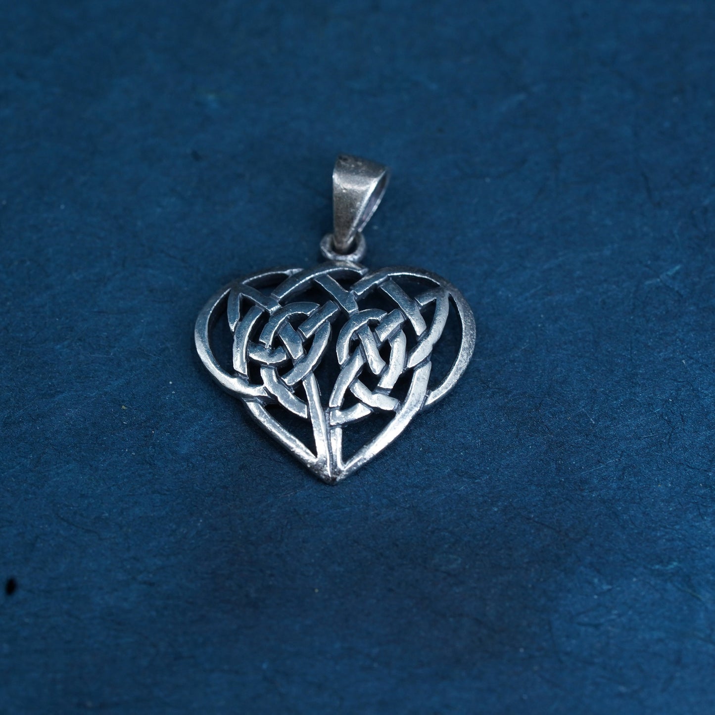 Irish Sterling silver handmade pendant, 925 Celtic knot heart charm