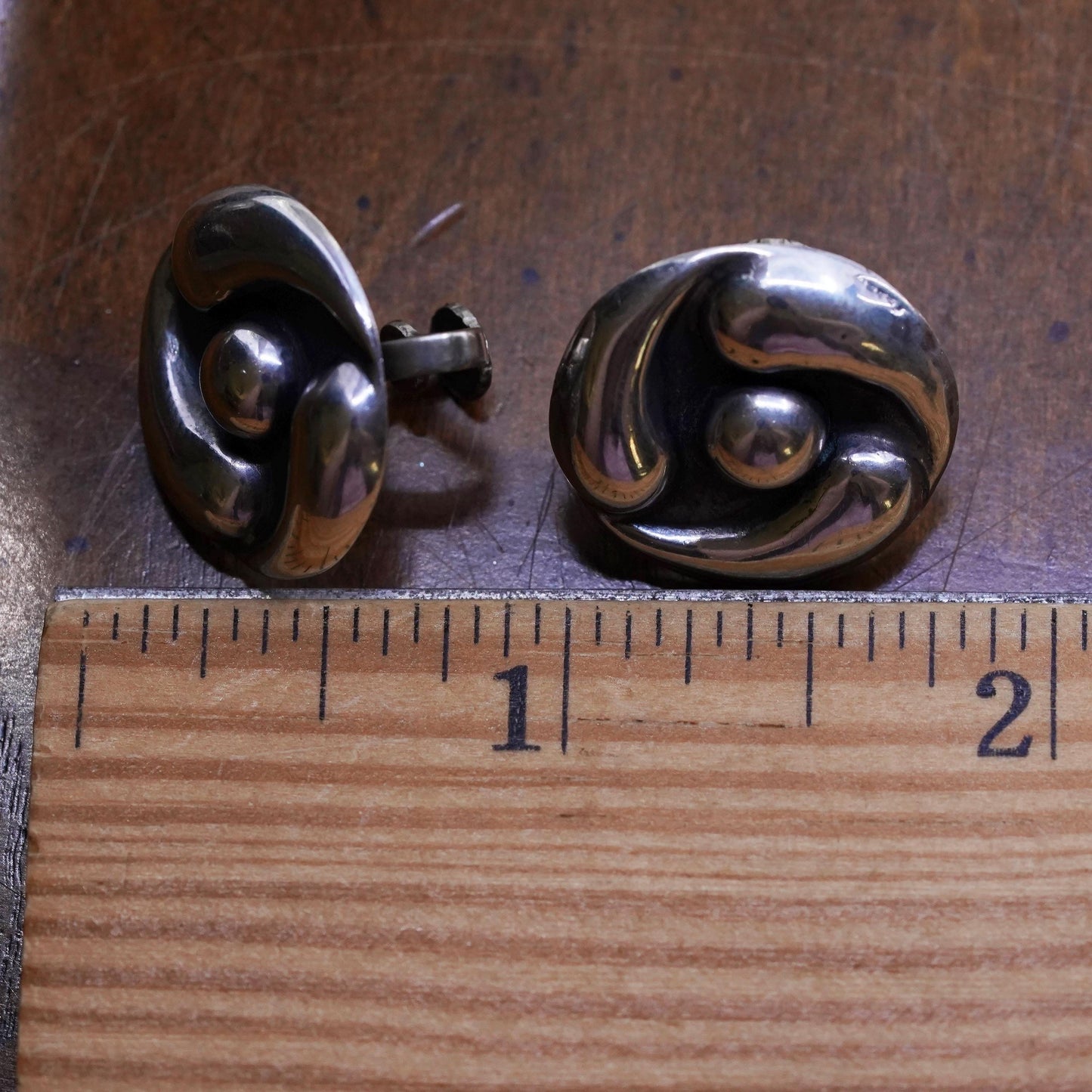 Vintage hecho en taxco sterling 925 silver handmade spiral screw back earrings