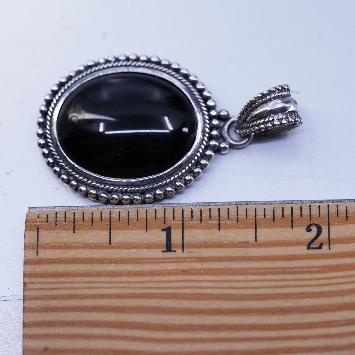 Vintage southwestern sterling 925 silver oval pendant with onyx and beads