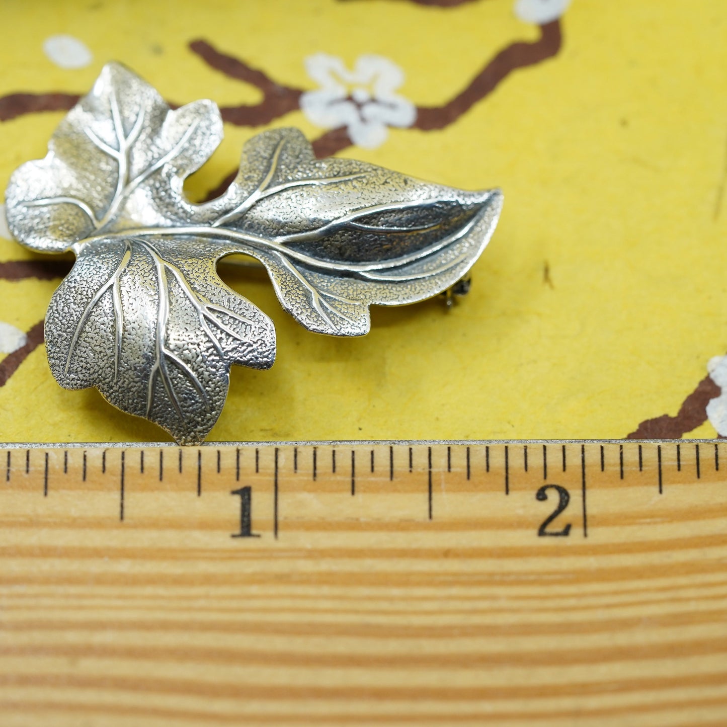 Vintage Jewel Art handmade sterling 925 silver leaf brooch