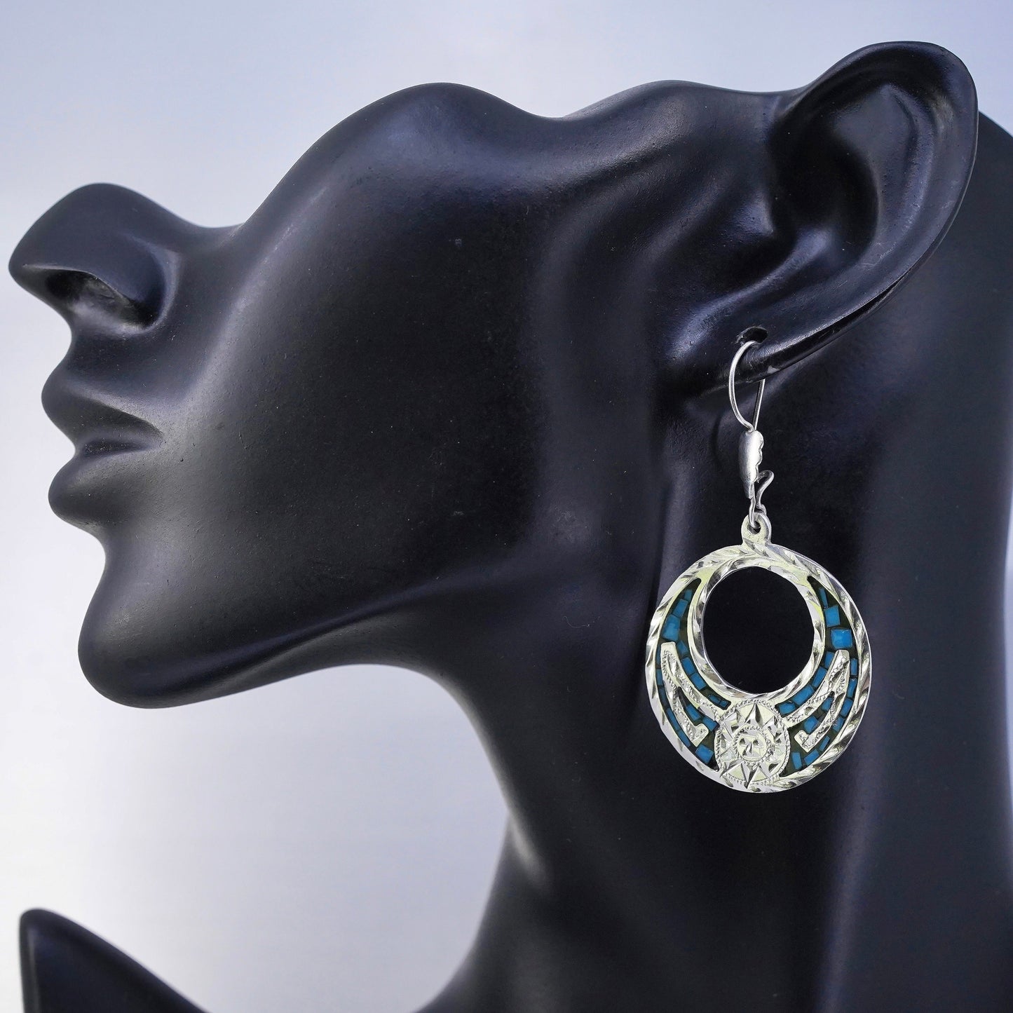 Mexican Sterling 925 silver handmade circle earrings with turquoise chips inlay