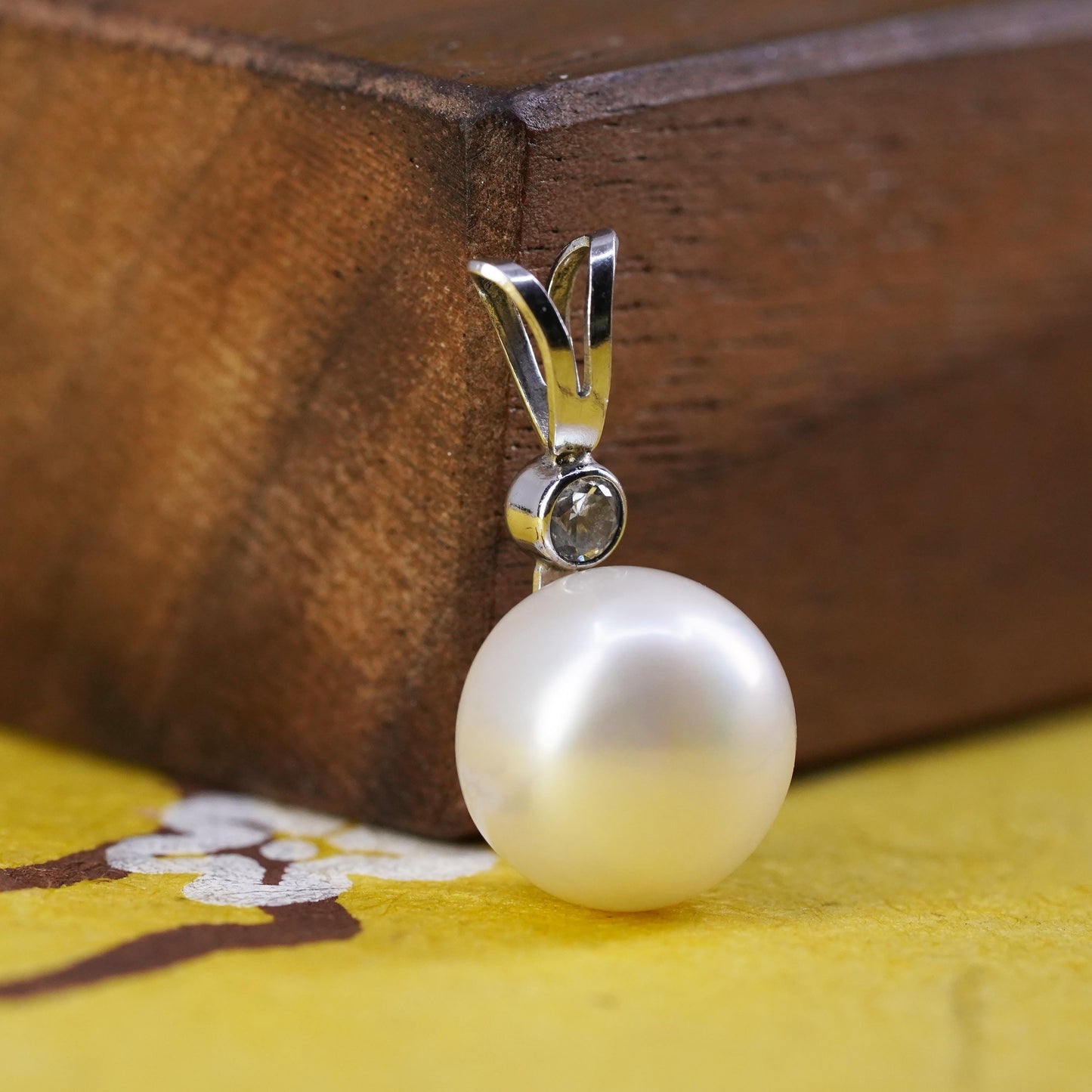 Vintage Sterling silver 925 handmade pendant with pearl