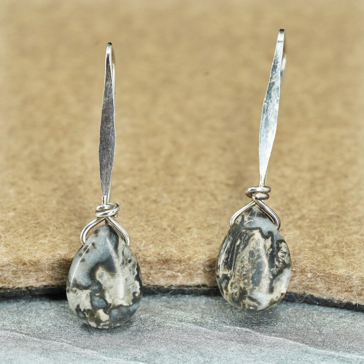 Vintage Mexico Sterling 925 silver handmade earrings with teardrop zebra agate