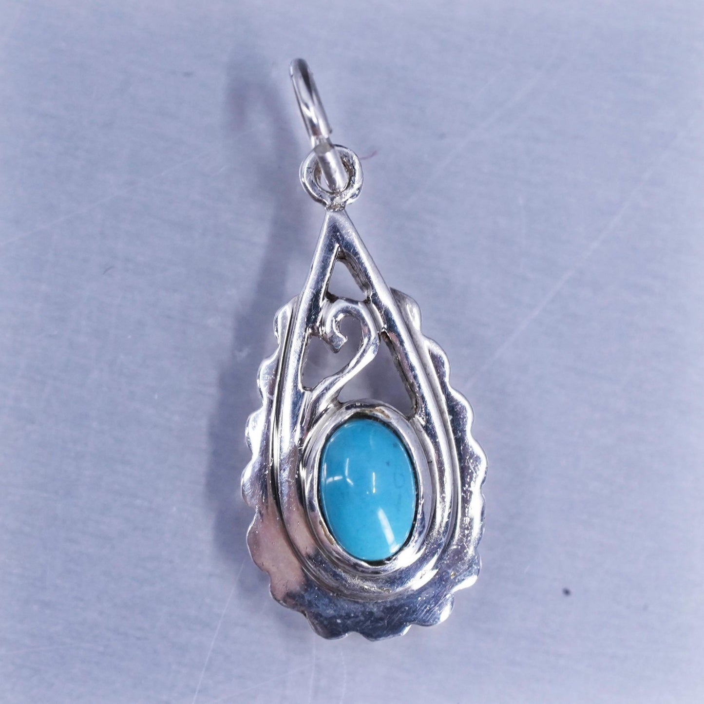 Vinatge southwestern sterling 925 silver teardrop charm pendant with turquoise