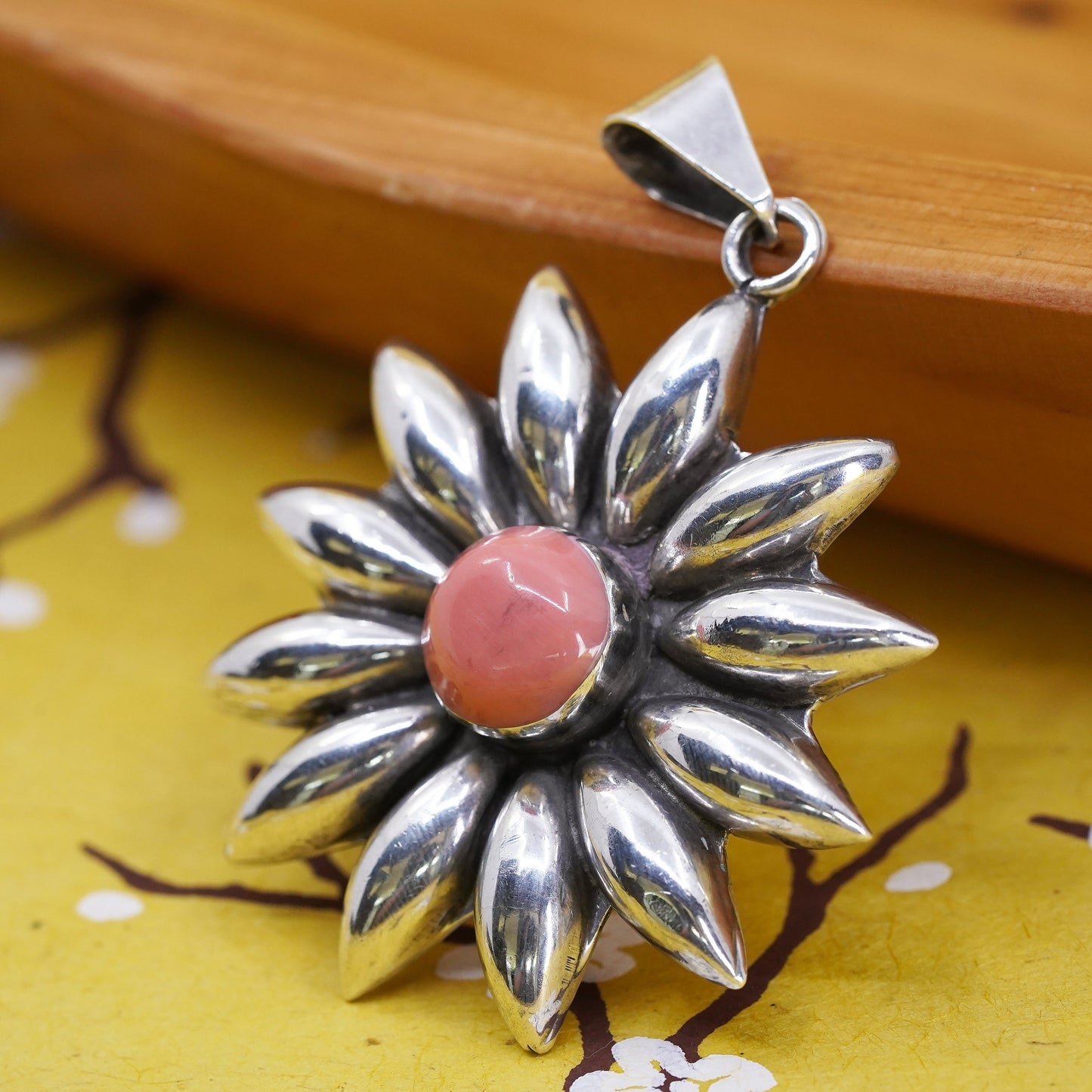 Vintage Mexican Sterling 925 silver handmade sun sunflower pendant red jasper