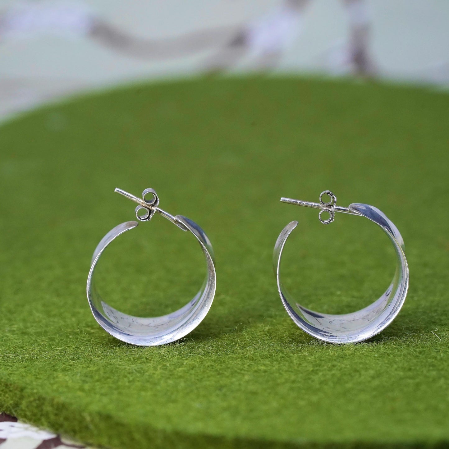 0.75”, Vintage sterling silver handmade earrings, 925 cable Huggie hoops