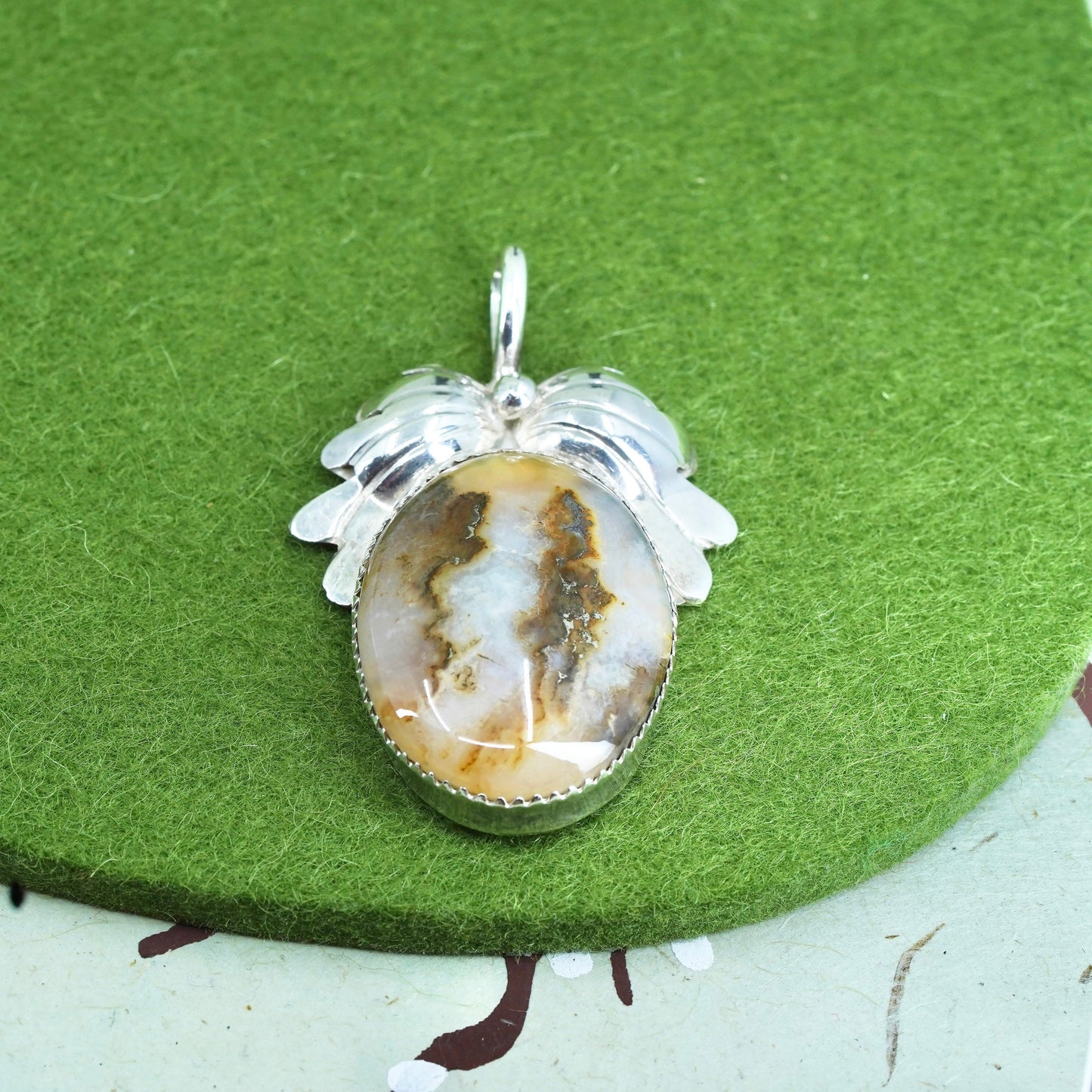 Native American Navajo NS Sterling 925 silver handmade pendant with oval agate