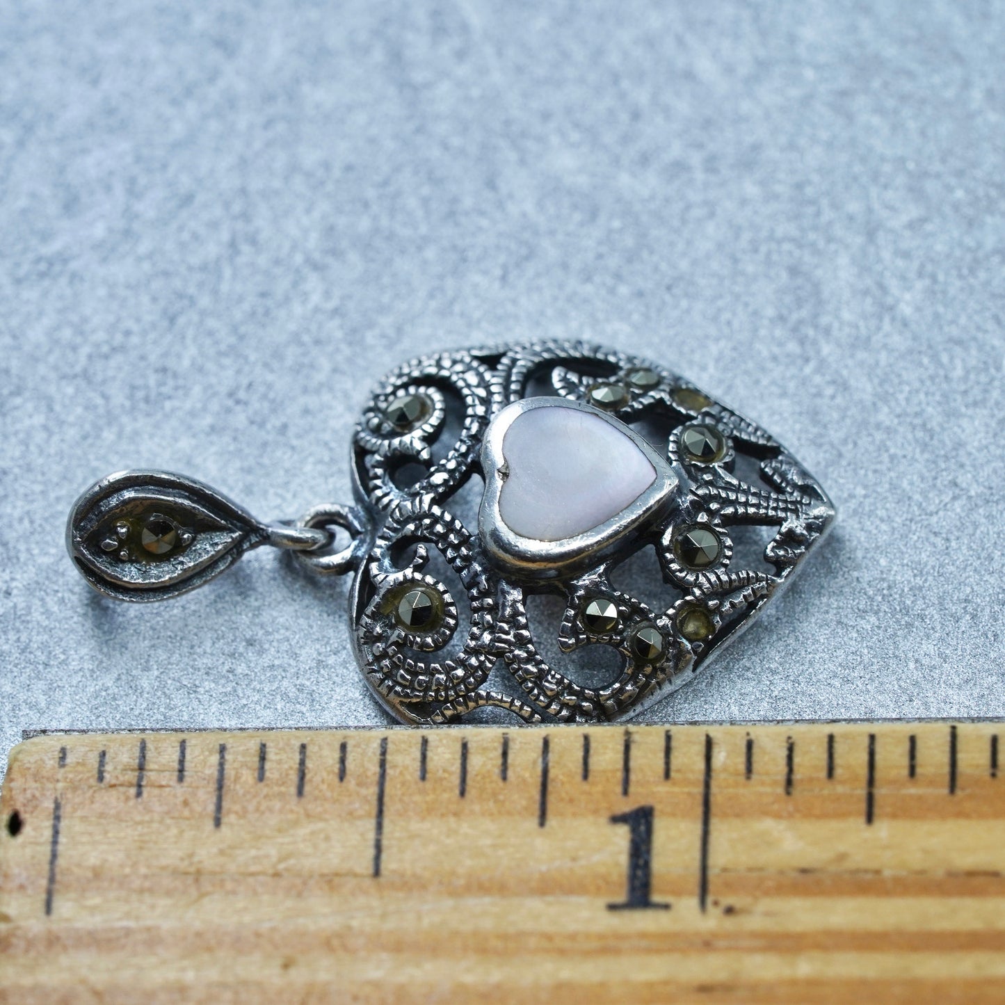 Sterling silver charm, 925 heart pendant with mother of pearl Marcasite