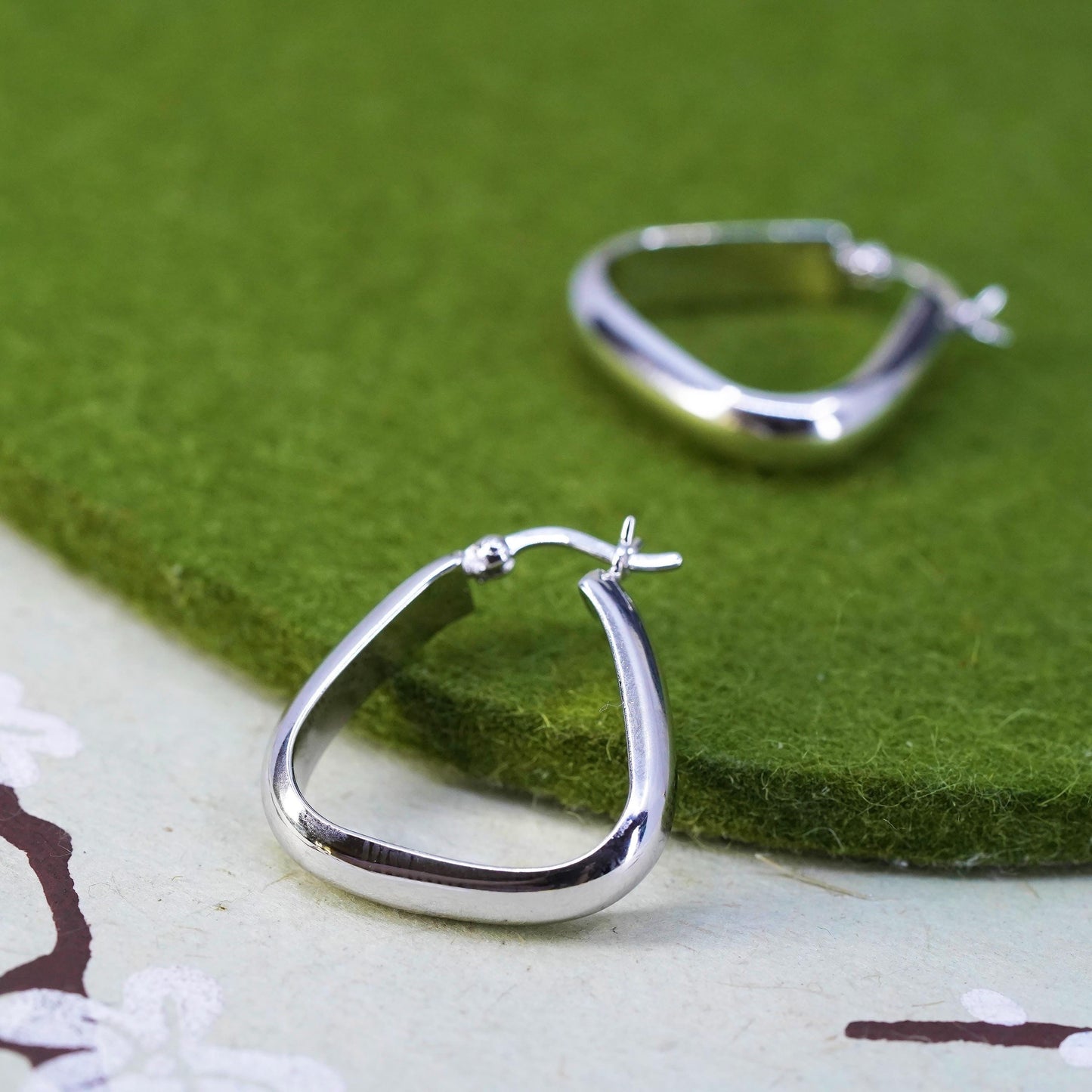 1", VTG sterling 925 silver loop earrings, fashion minimalist primitive hoops