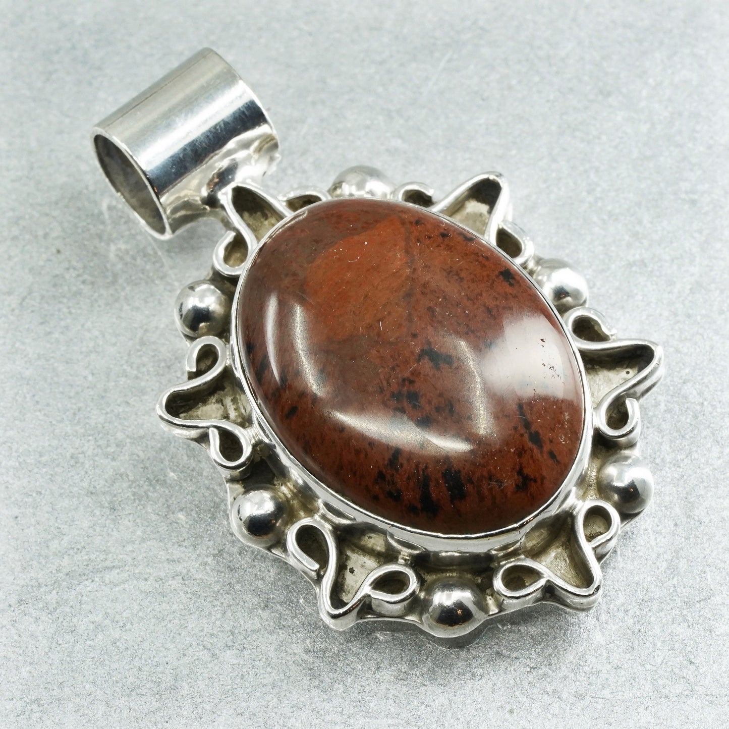 Vintage Mexican sterling 925 silver handmade pendant with oval jasper and beads