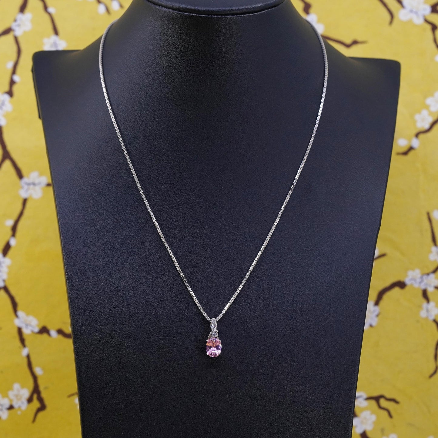 18", Sterling silver necklace, 925 box chain with pink crystal oval pendant