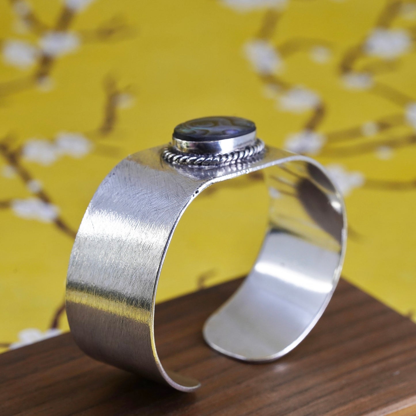 southwestern Sterling 925 silver handmade wide cuff bracelet with oval abalone
