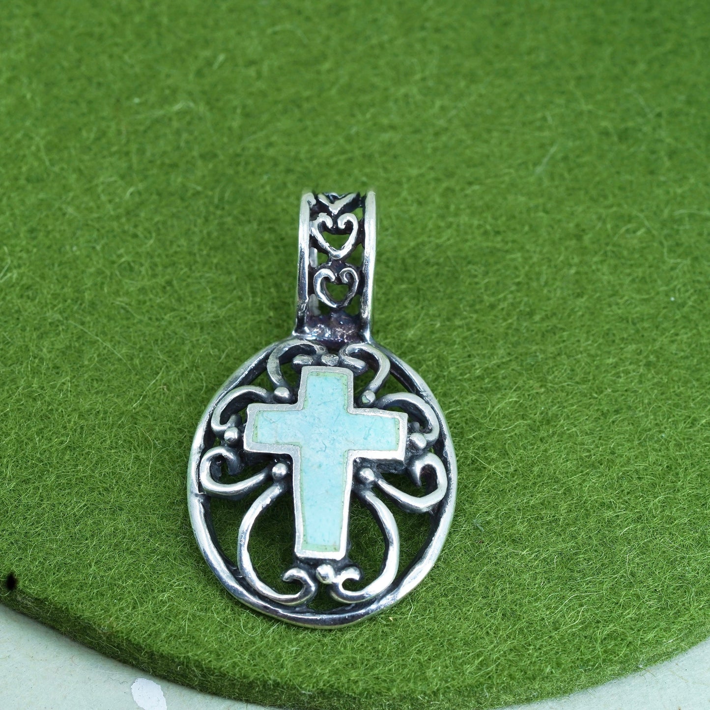 Vintage handmade sterling silver 925 filigree oval pendant with turquoise cross