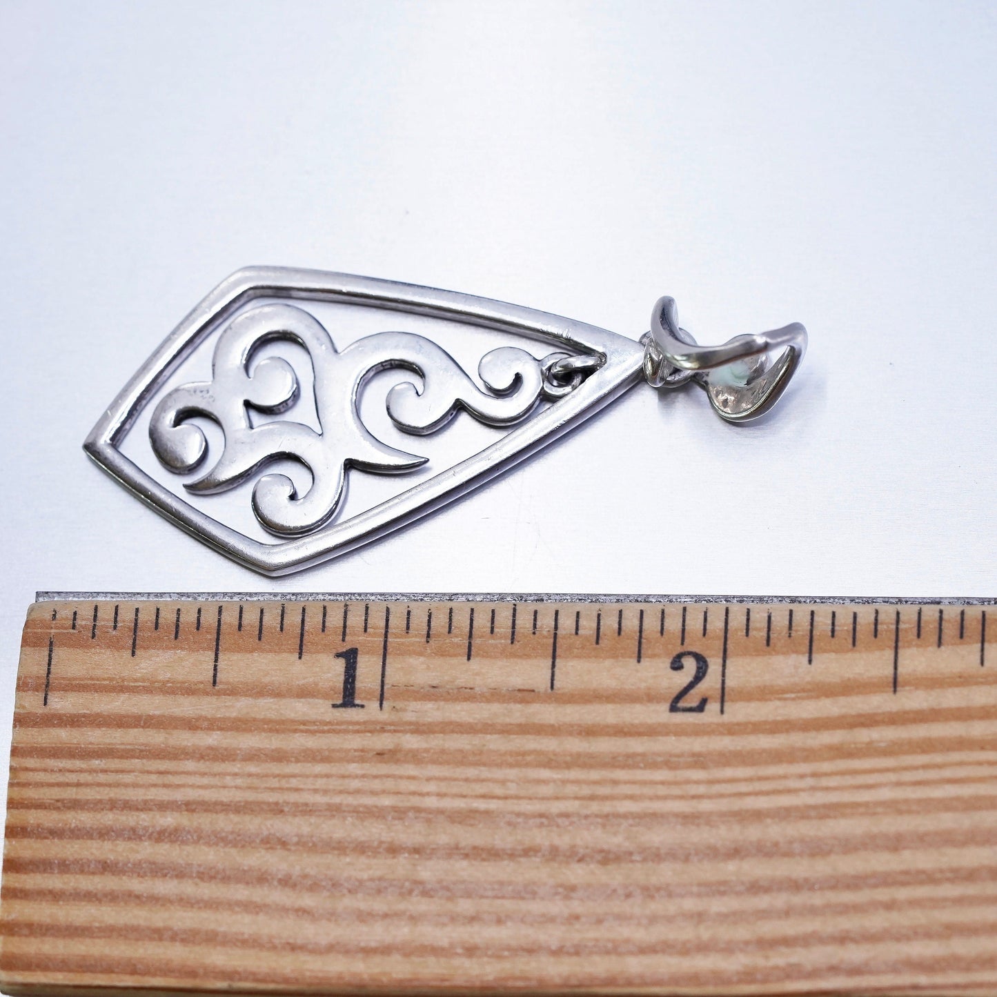 S1387. Whimsical Scroll Design Sterling Silver Pendant by Silpada. Vintage.