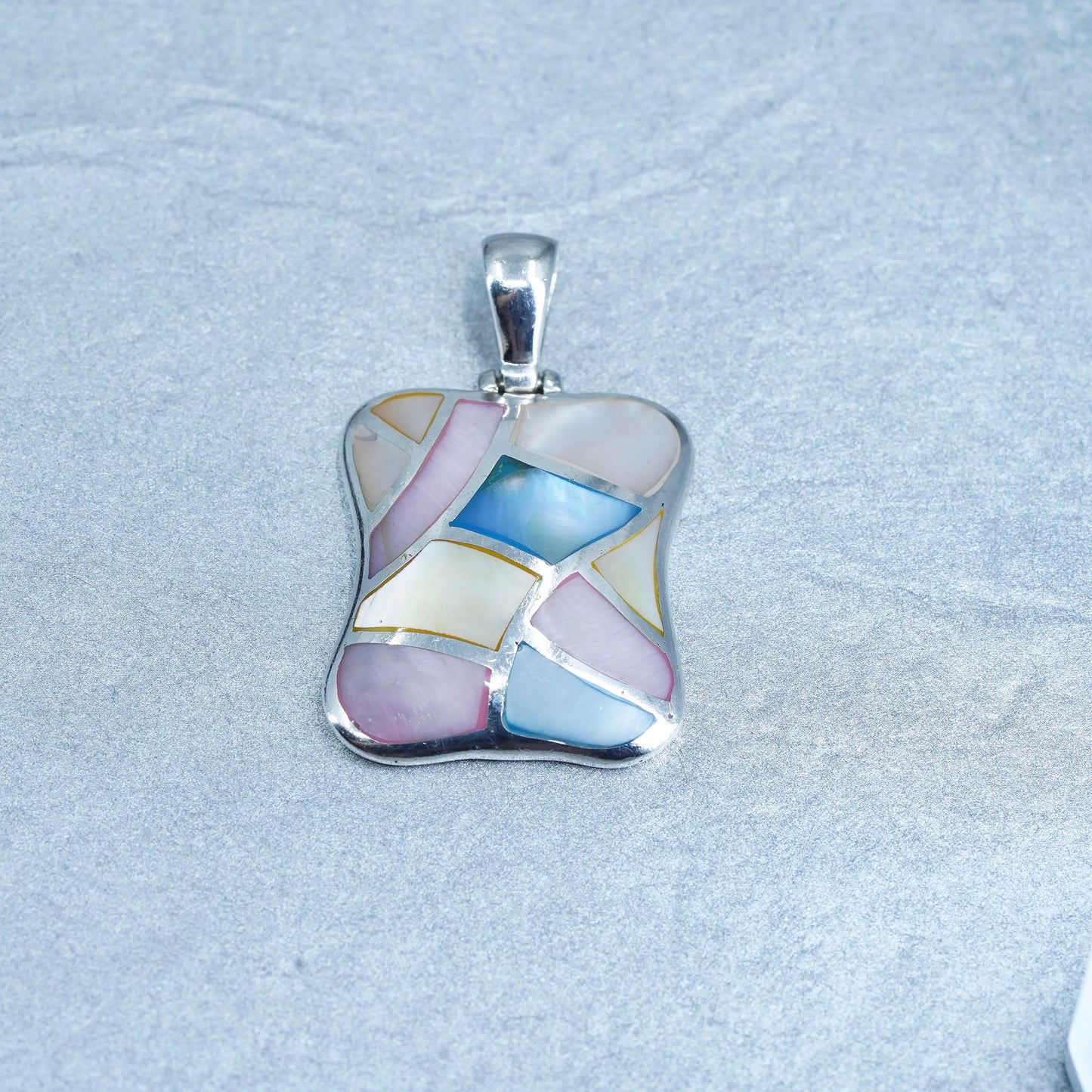 vintage sterling 925 silver handmade pendant with pink mother of pearl inlay