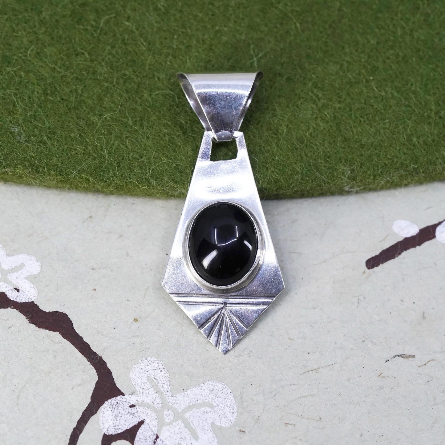 Native American Navajo BHD sterling silver 925 oval onyx pendant