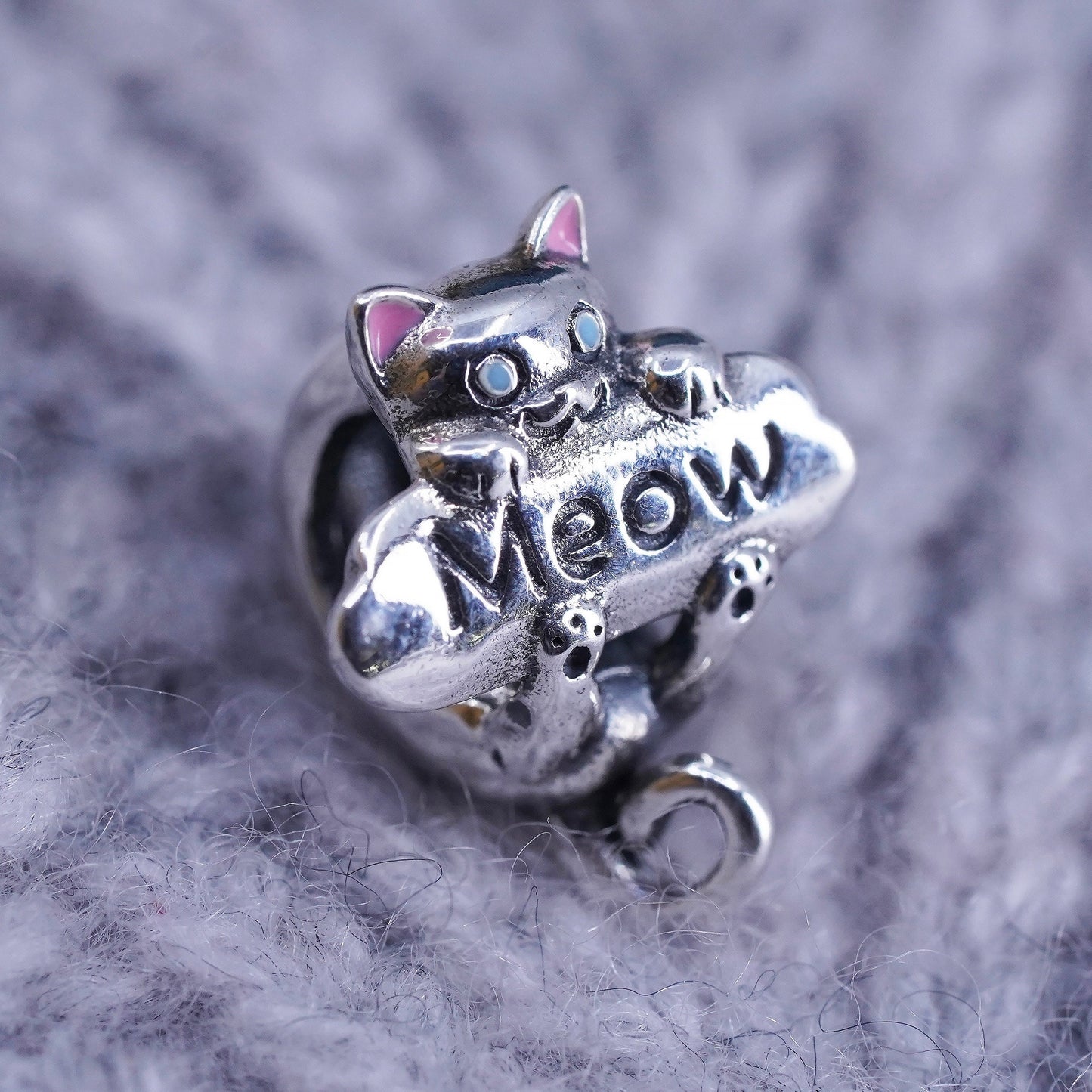 Vintage 925 Sterling Silver handmade kitty cat charm embossed “meow”