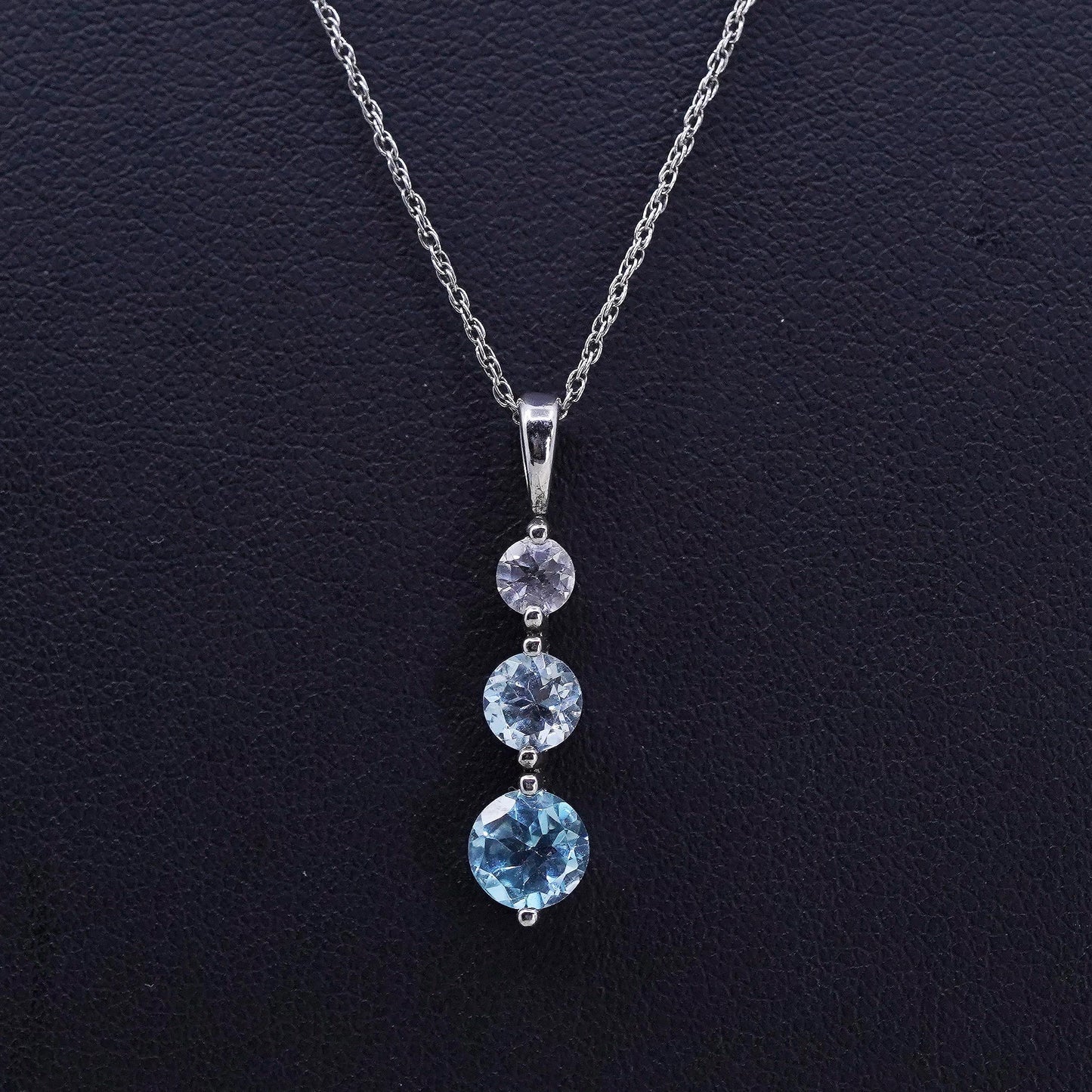 18”, Sterling silver necklace, 925 Singapore rope chain blue Crystal pendant