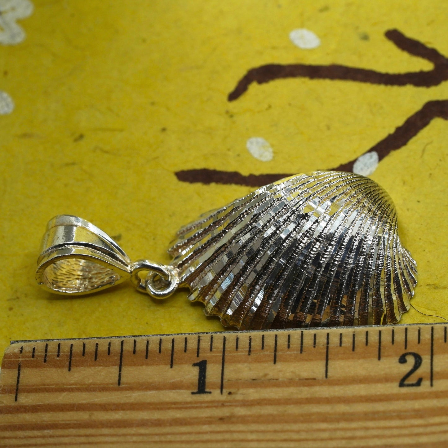 Vintage handmade sterling 925 silver shell pendant, pendant