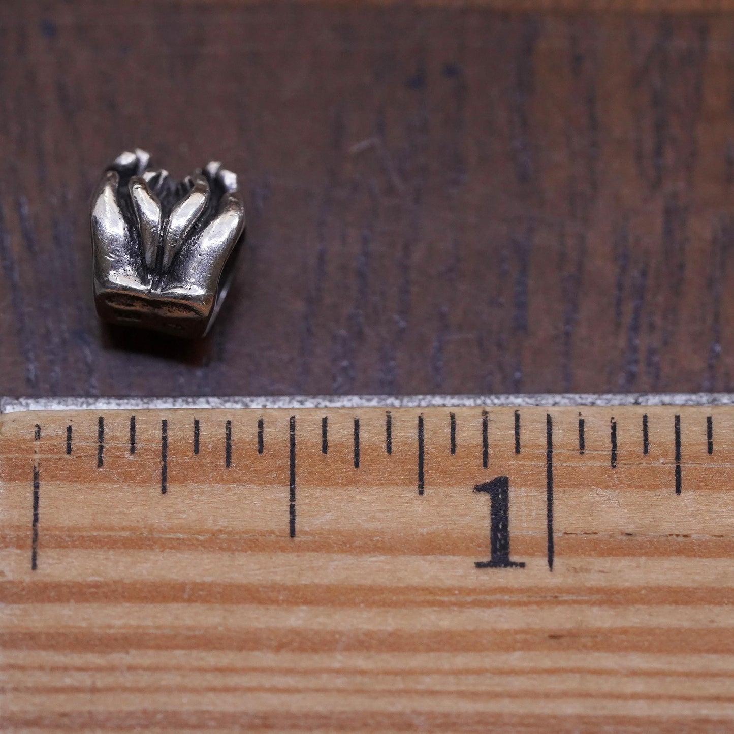 VTG Sterling silver handmade pendant, 925 mother baby cuddling hands bead charm