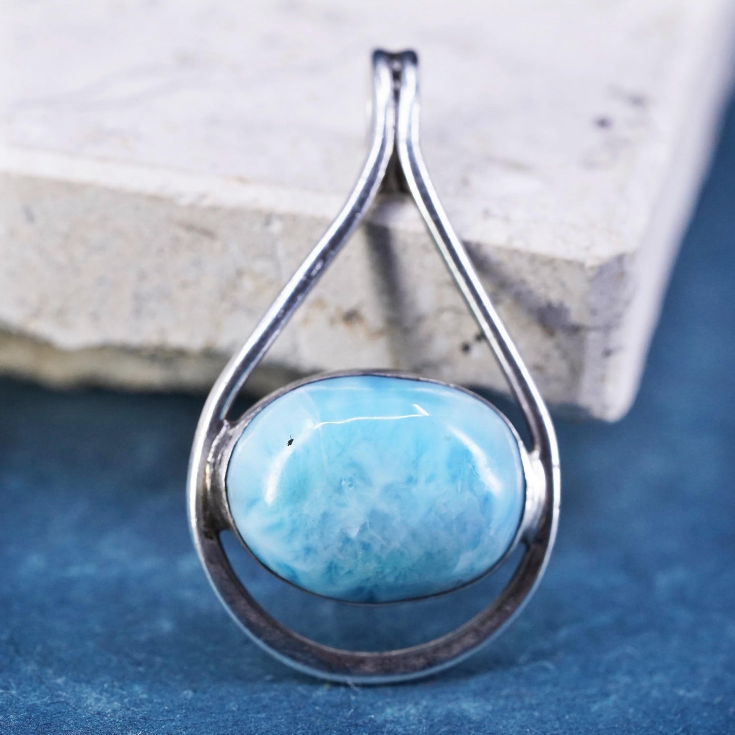 Vintage Sterling 925 Silver Handmade Pendant with oval larimar