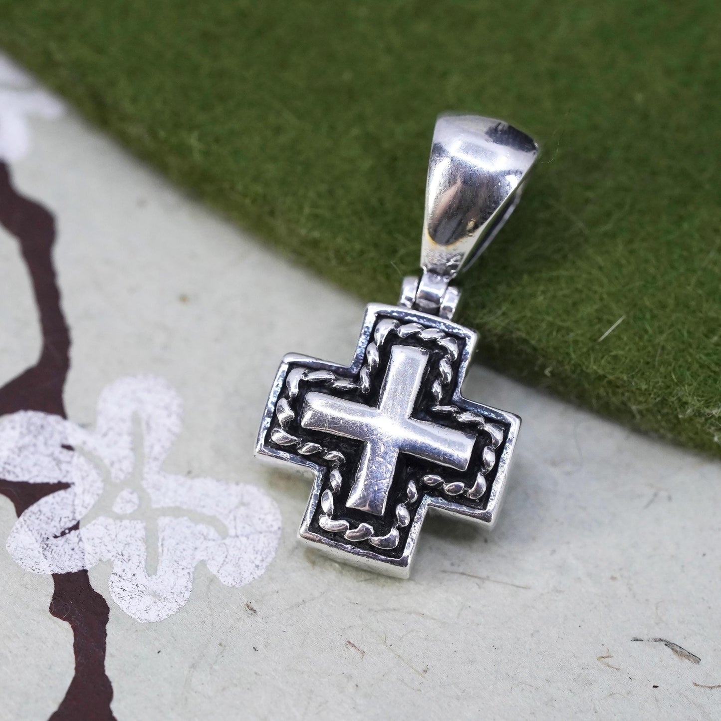 VTG handmade sterling silver, 925 double sided cross pendant mother of pearl