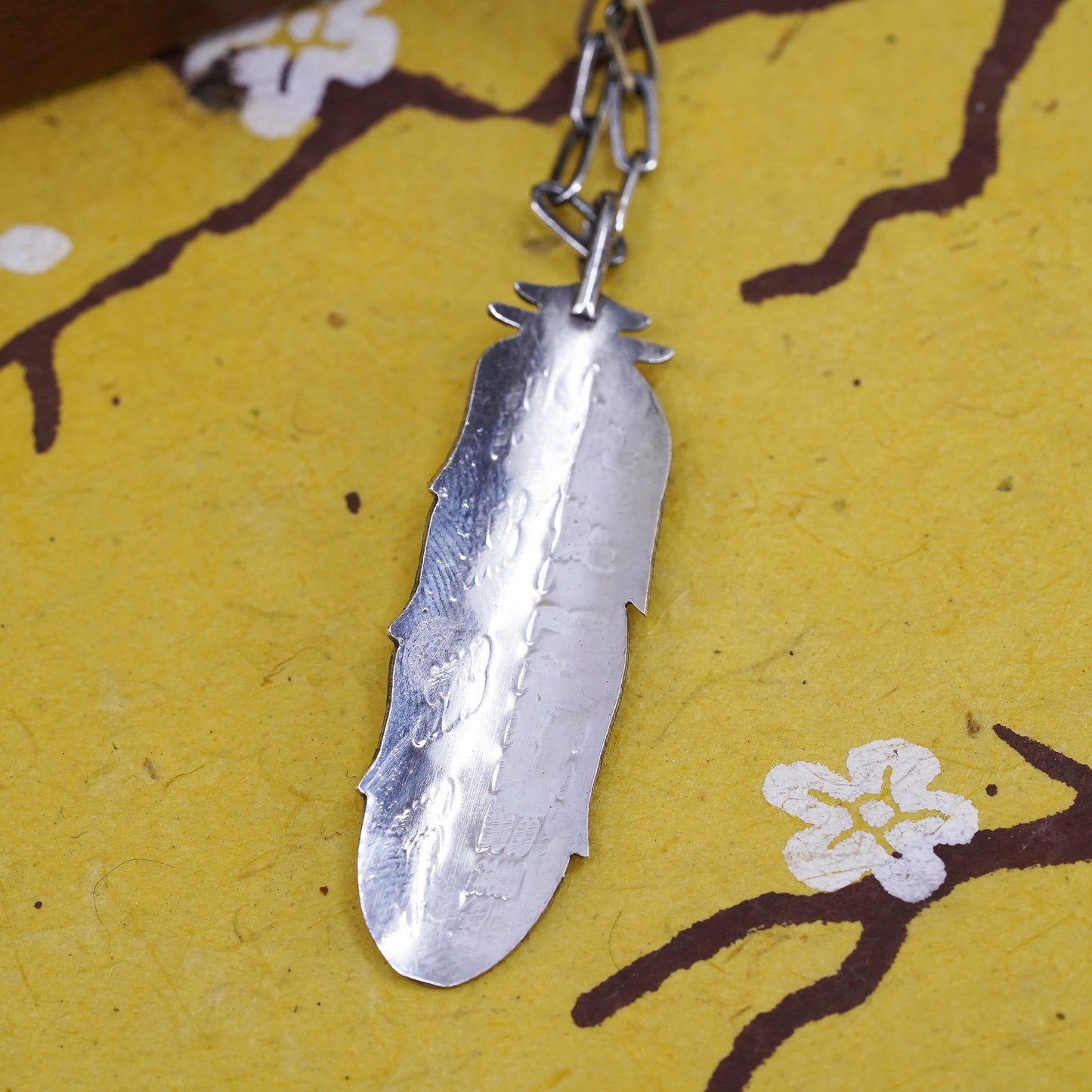 Native American Sterling Silver elongated chain necklace, 925 feather pendant