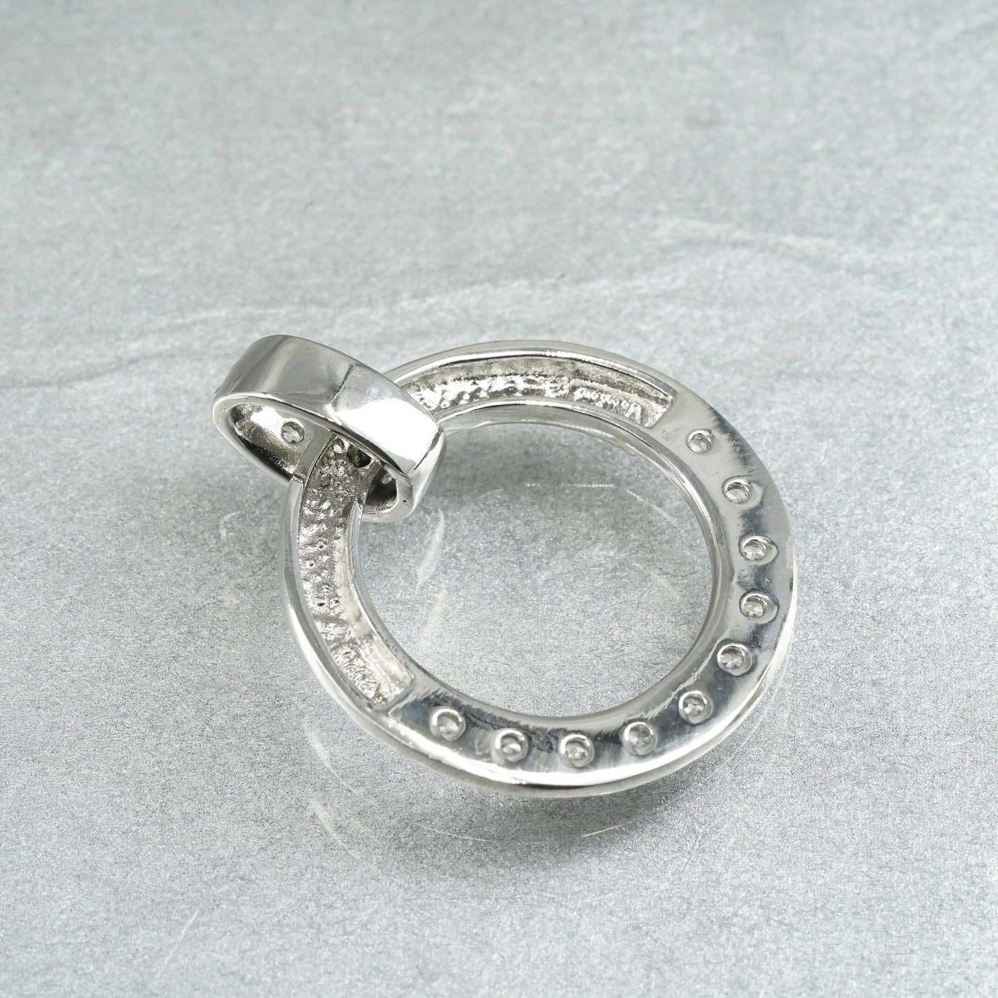 Vintage sterling 925 silver circle pendant with round Cz
