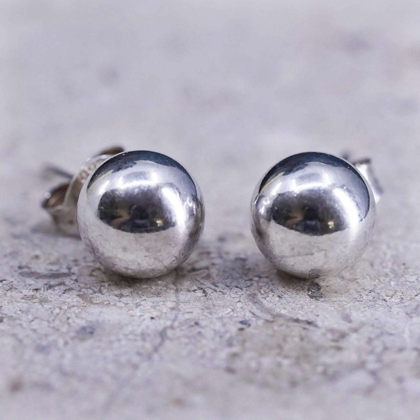 7mm Sterling silver studs earrings