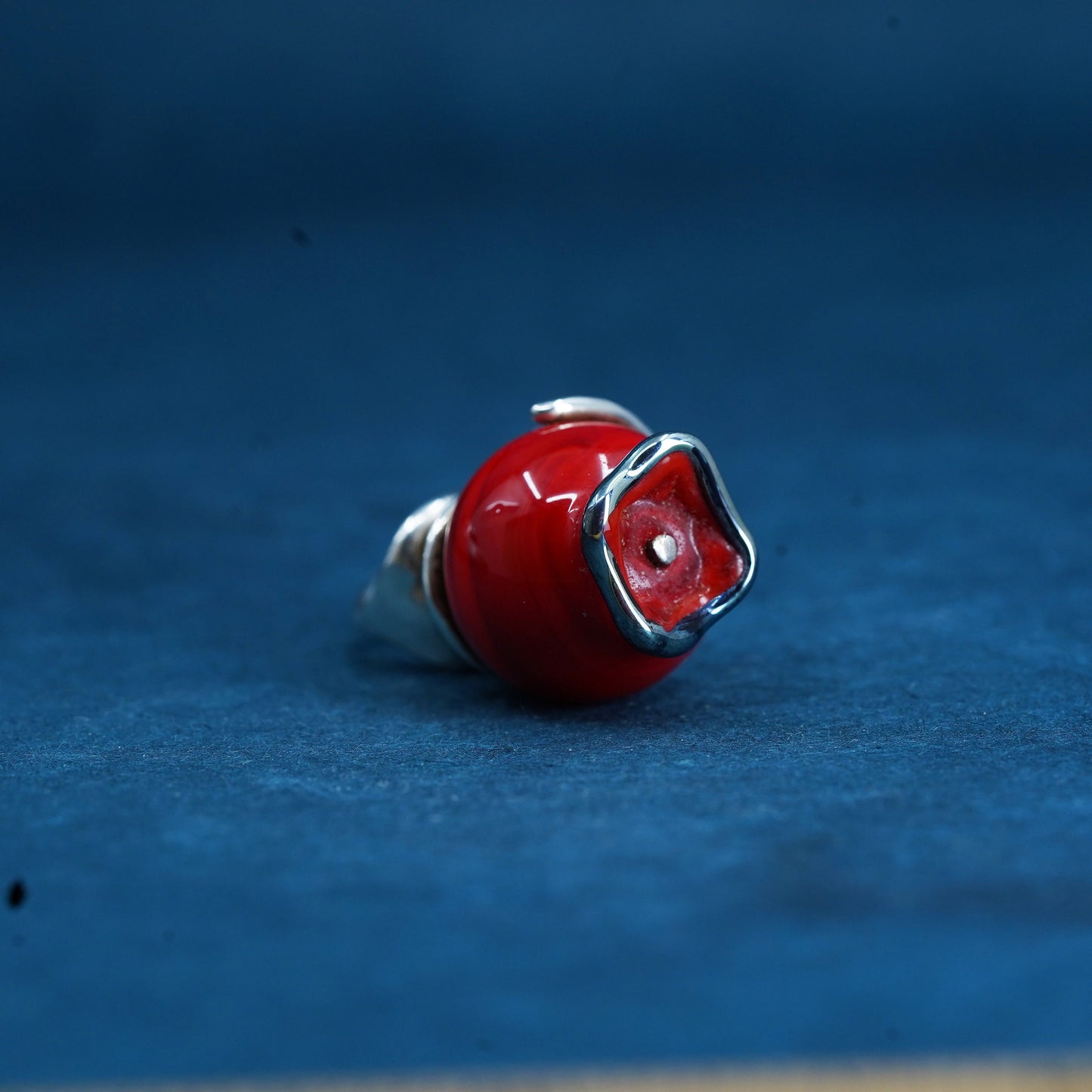 Vintage HG sterling silver 925 handmade pendant with red glass bead