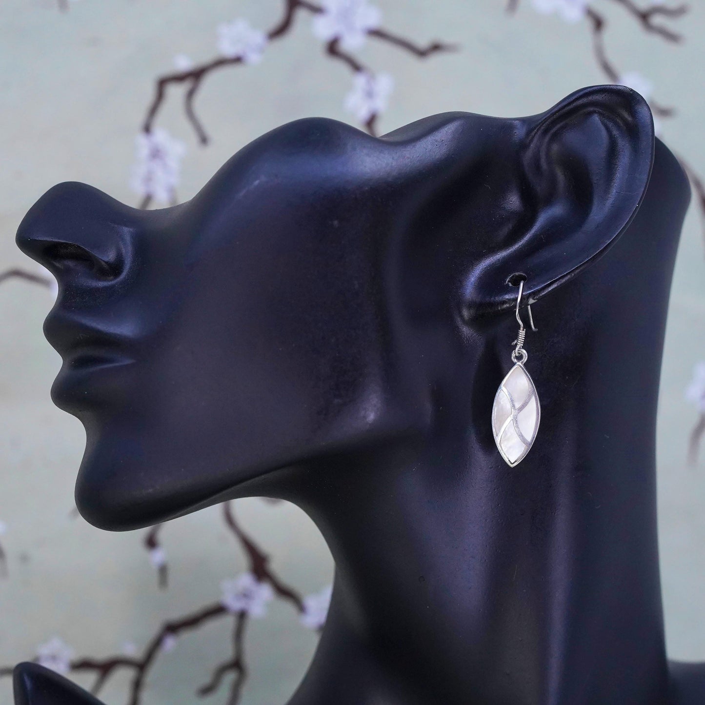 Vintage sterling 925 silver handmade earrings with white mother of pearl drop