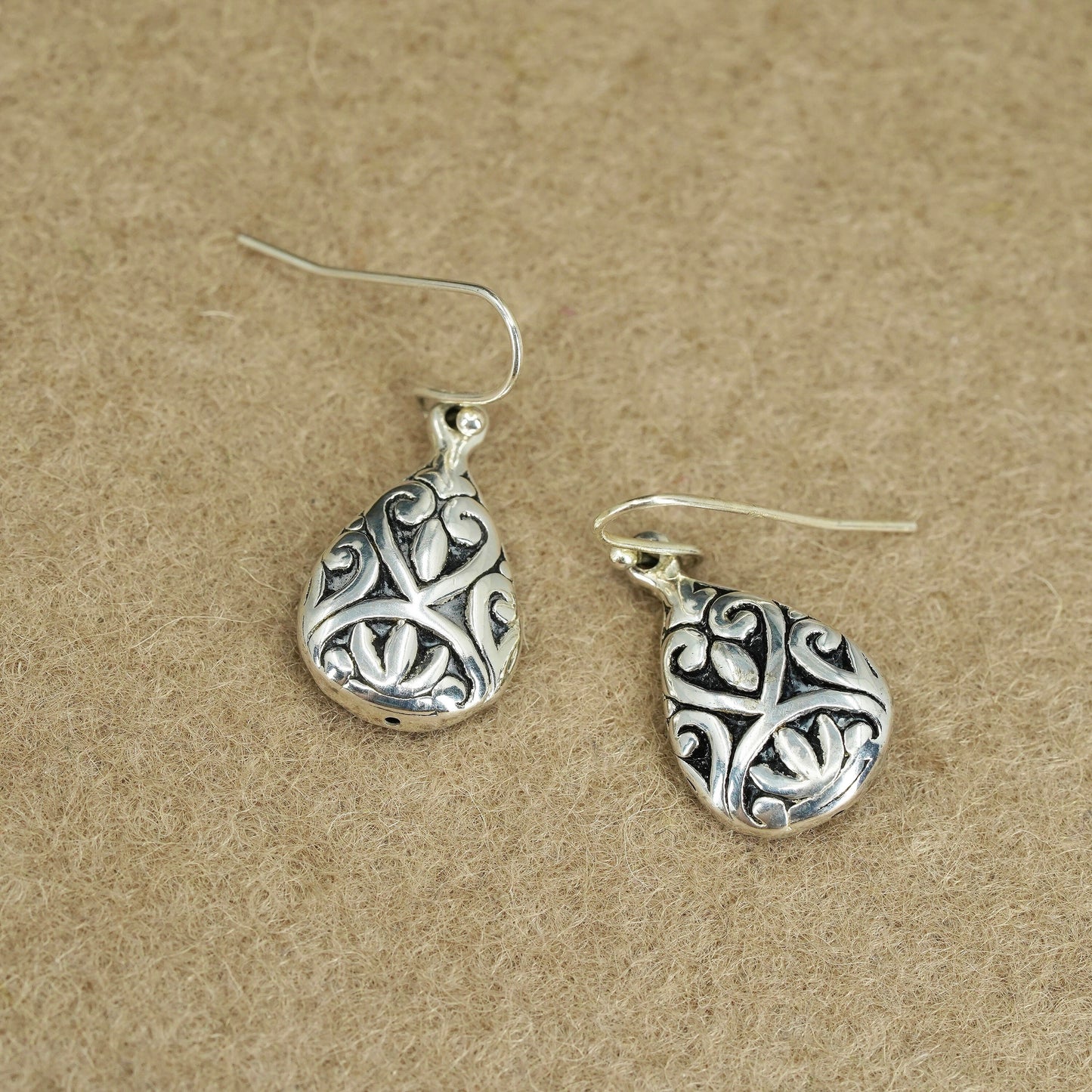 Vintage Sterling 925 silver filigree teardrop earrings