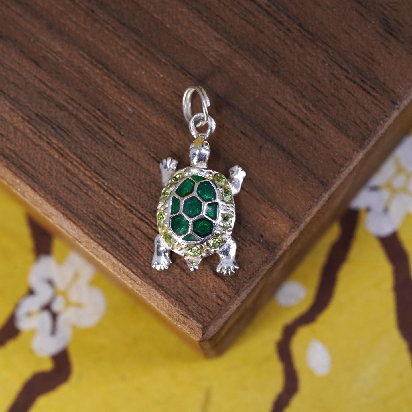 VTG Sterling silver handmade pendant, 925 green turtle with enamel wave crystal