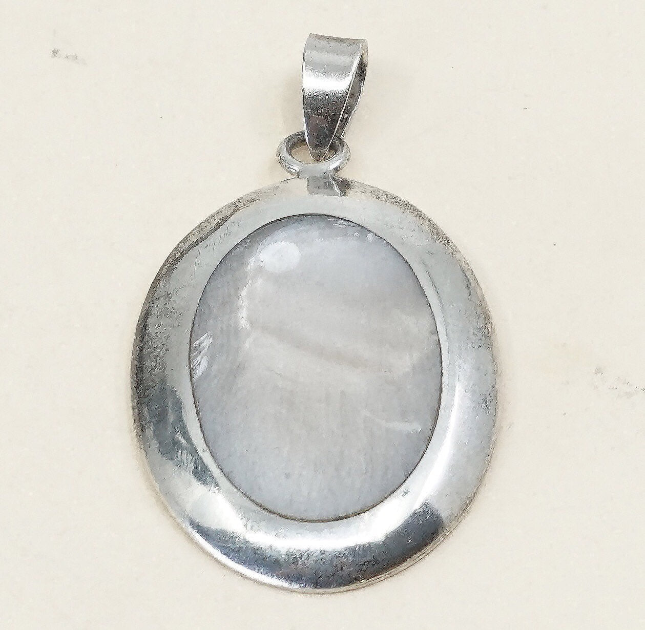 VTG sterling 925 silver handmade with mother of pearl pendant