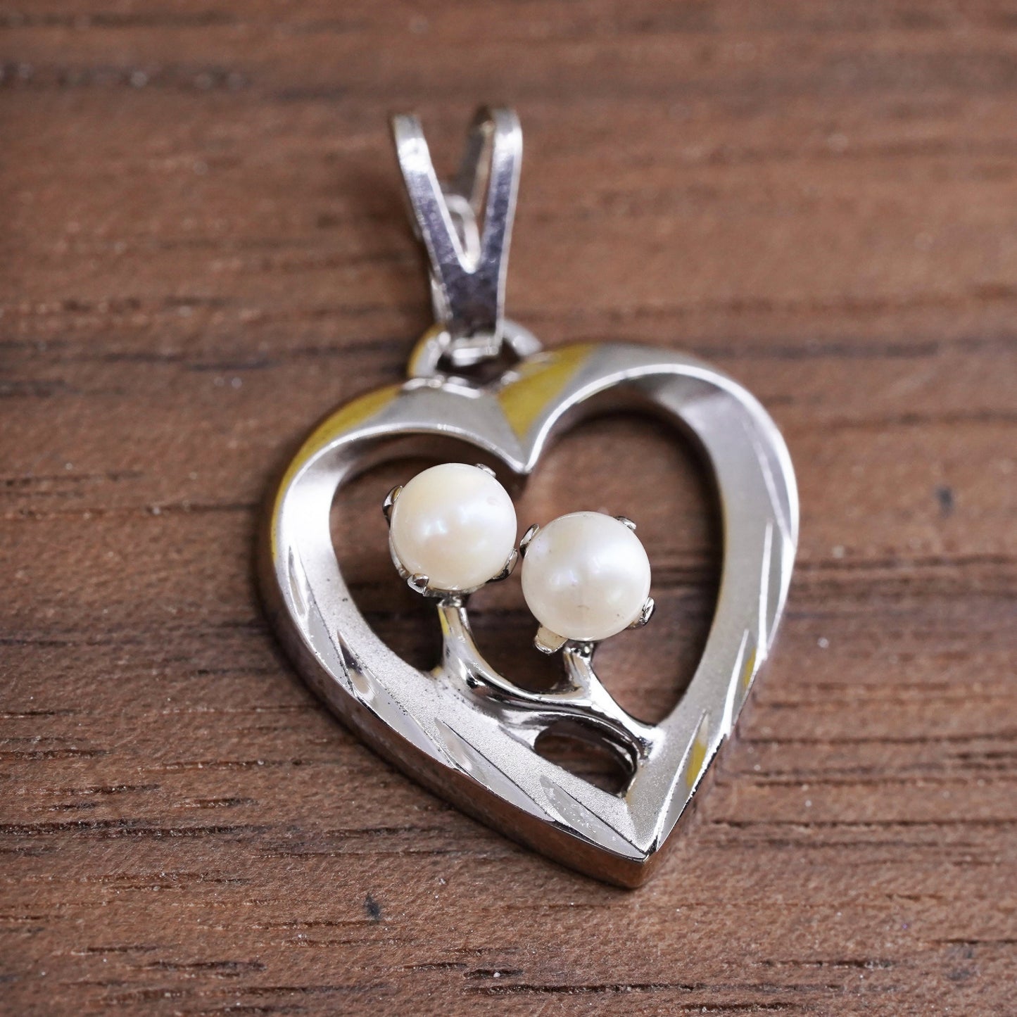 Vintage Sterling silver pendant, solid 925 silver pendant with pearl heart