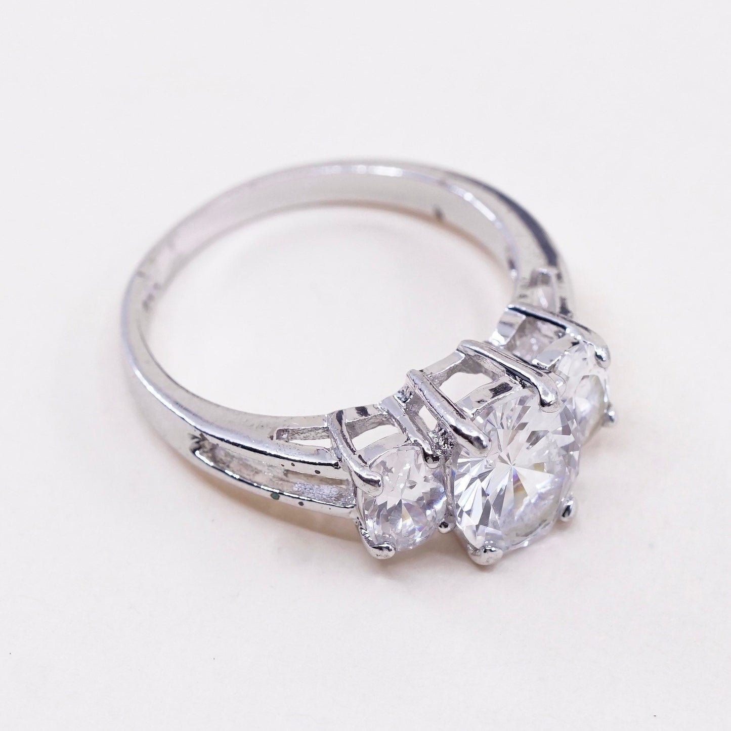 Size 7.25, Sterling silver ring, 925 silver with round cut cz, engagement ring