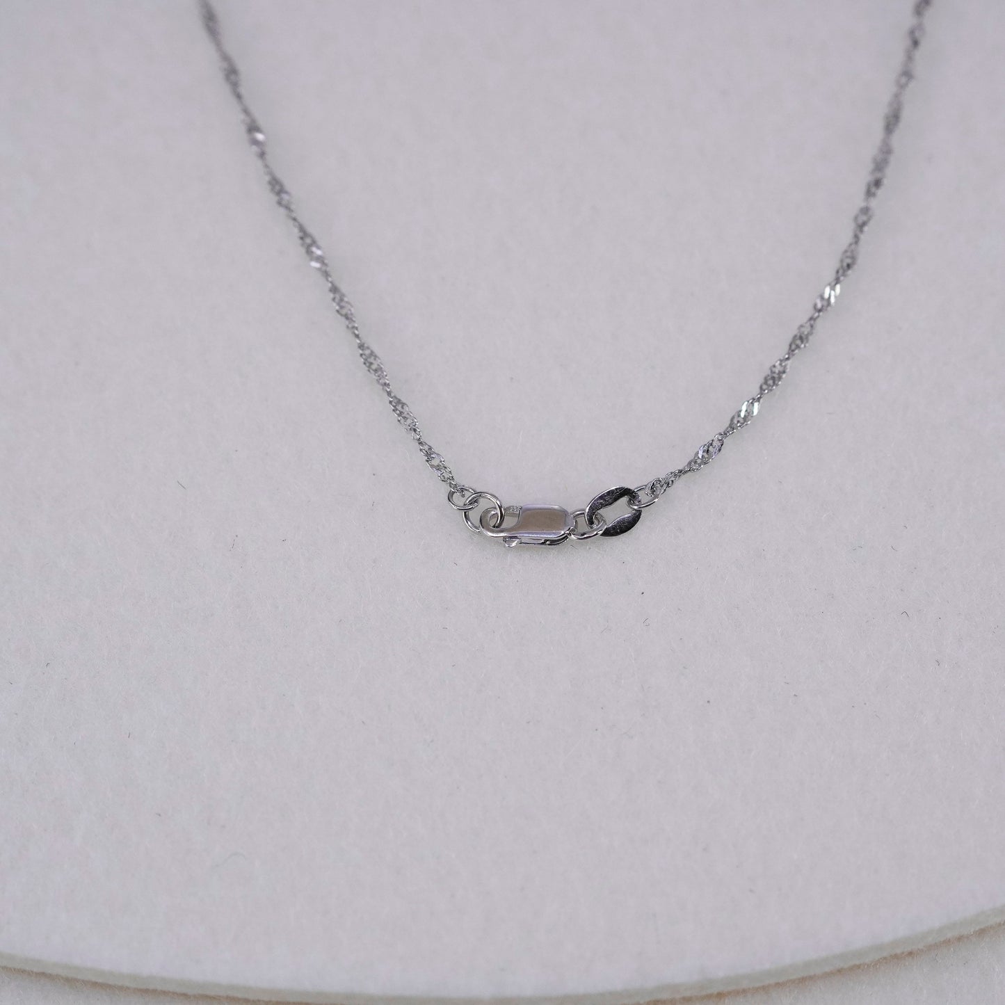 18”, Sterling 925 silver twisted curb necklace with glass heart horse pendant