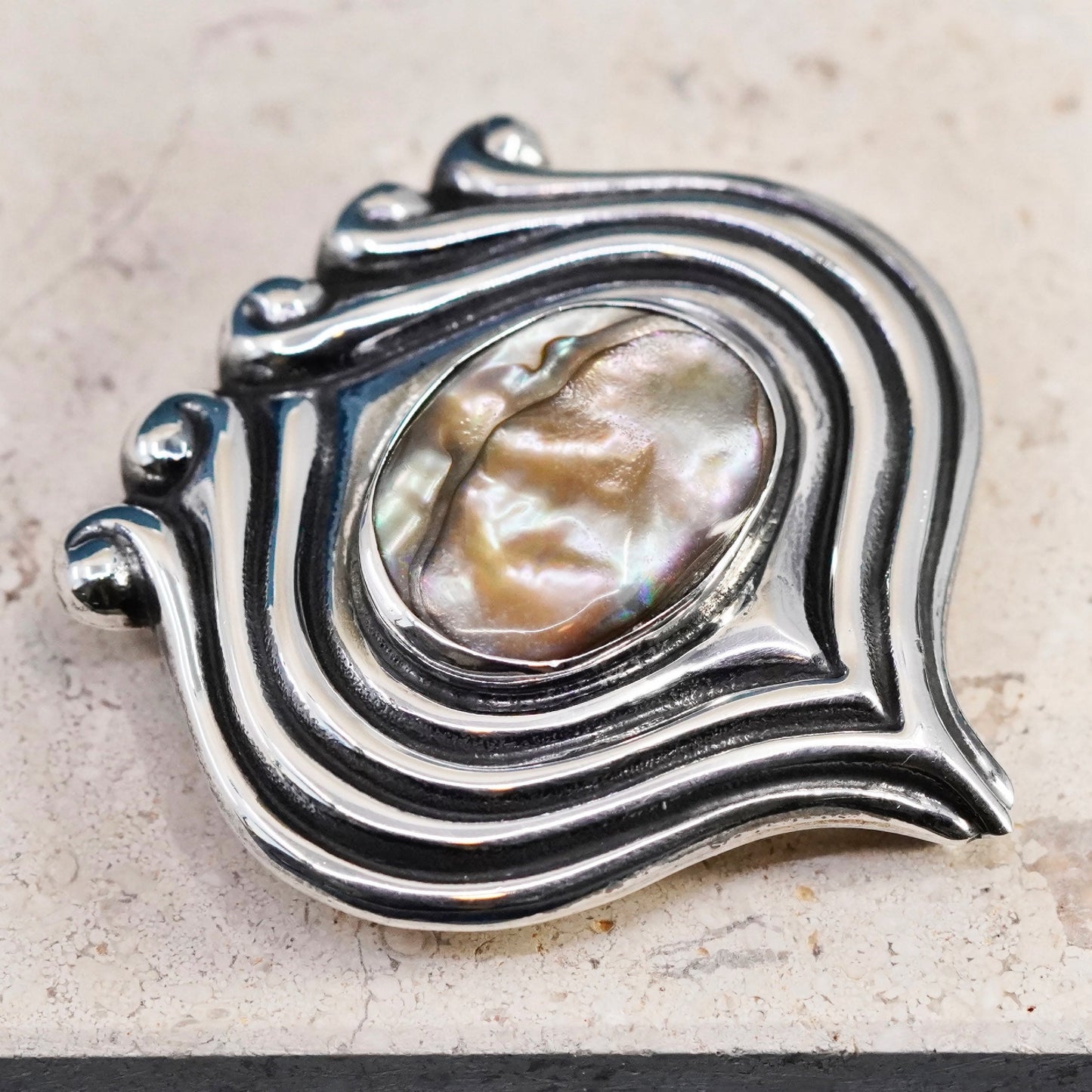 Vintage Mexico Sterling silver handmade brooch, 925 ribbed pendant w/ abalone