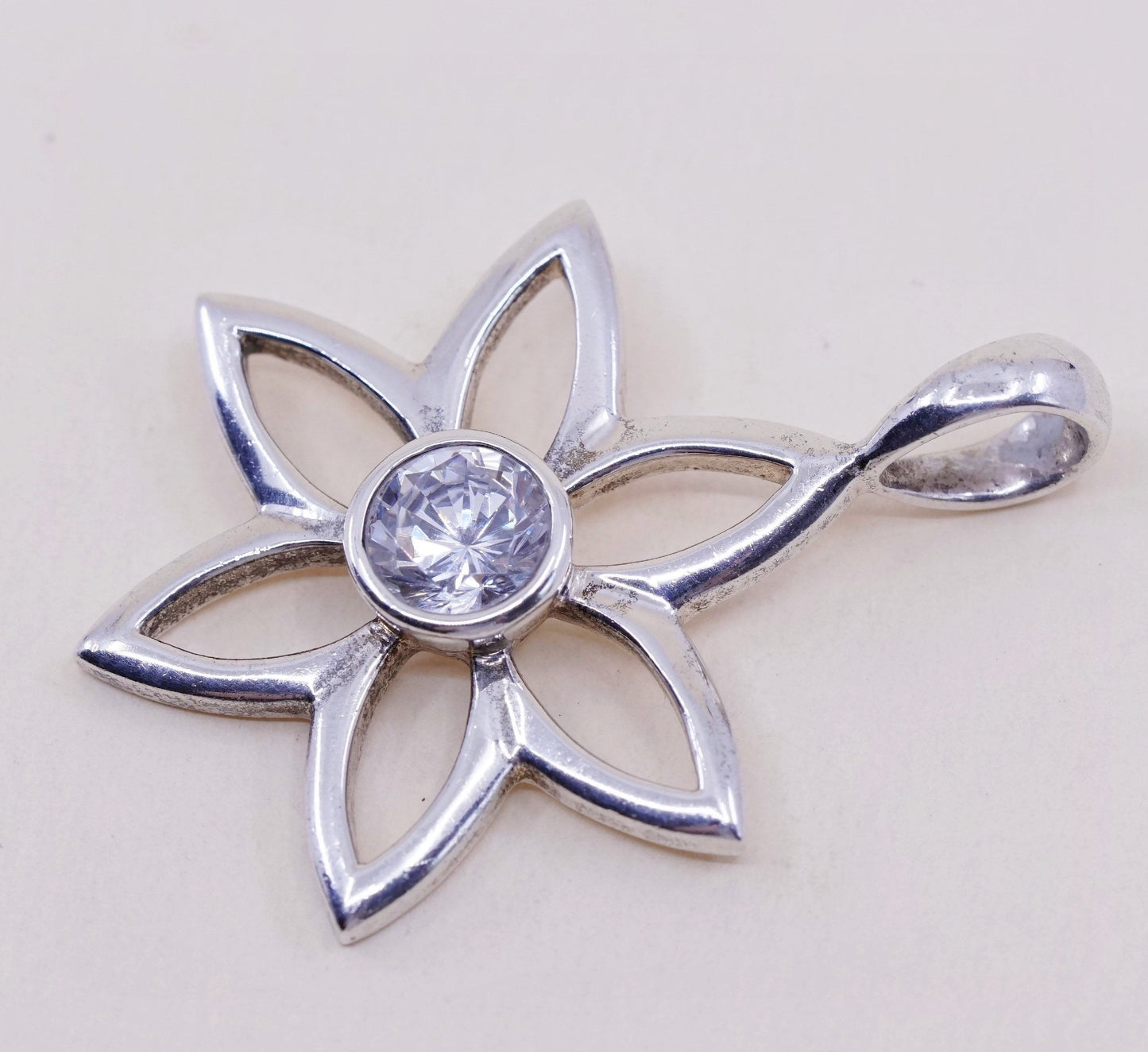 silpada handmade sterling silver pendant, Silpada S1195 Silver 925 Star/flower