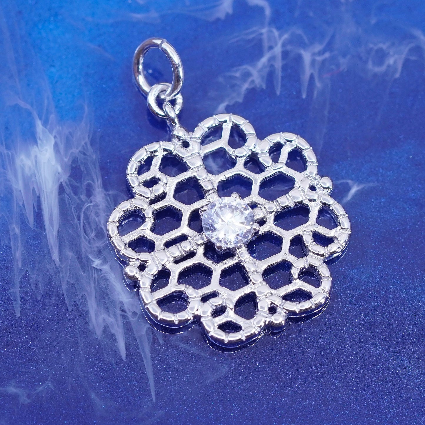 Vintage sterling silver handmade pendant, 925 filigree flower circle with cz