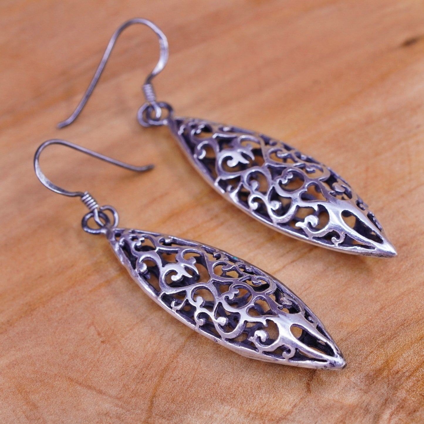 vtg Sterling silver handmade earrings, puffy 925 Bali Filigree marquise drops