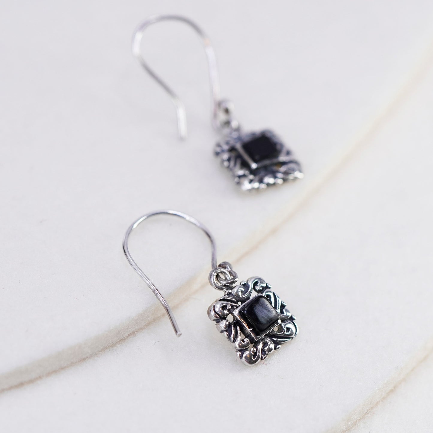 Mexico Sterling 925 silver handmade filigree square earrings with black onyx