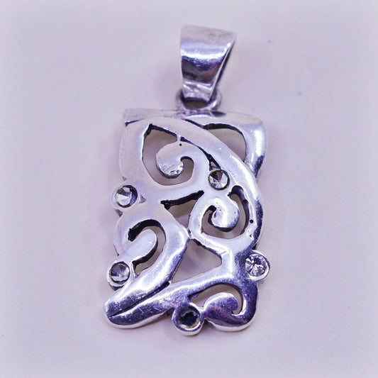 Vintage Sterling silver handmade pendant, 925 swirl Filigree pendant