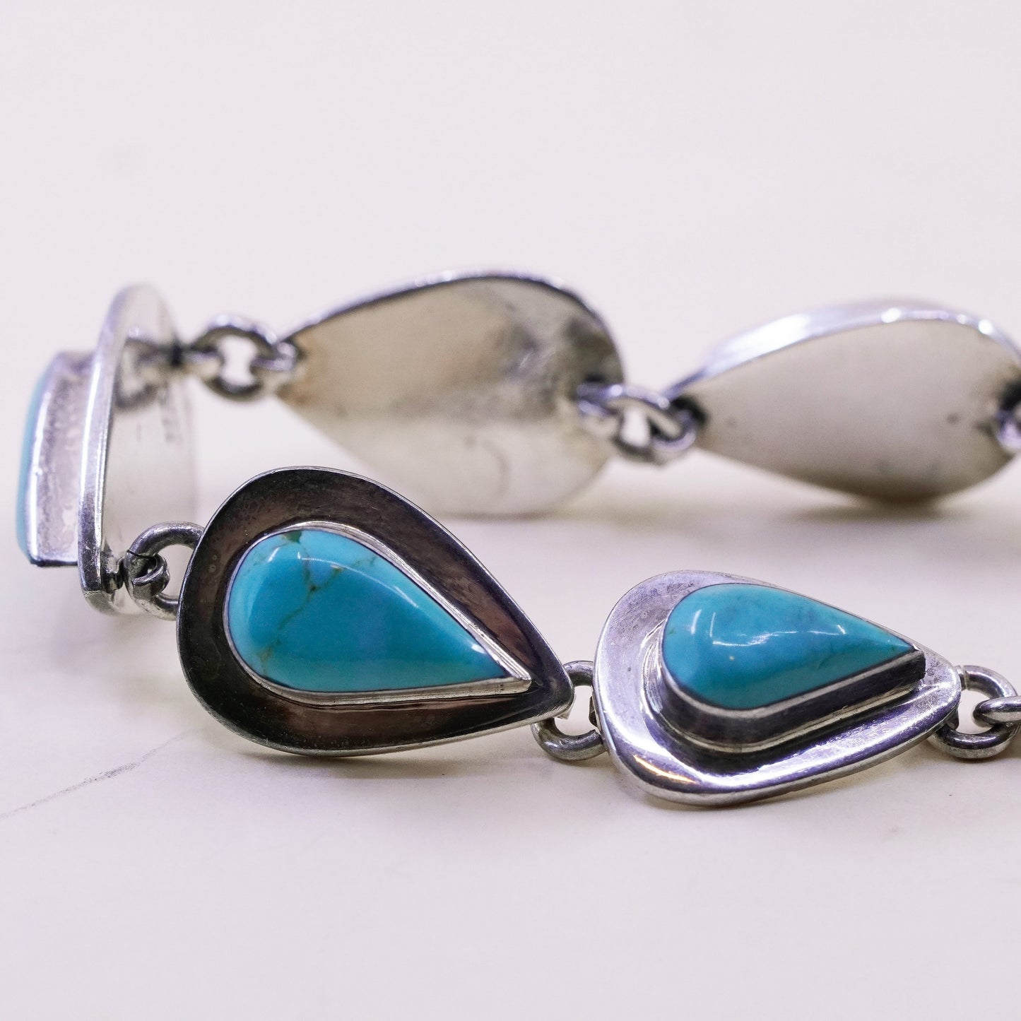 7.5”, Sterling silver handmade bracelet, Mexico 925 chain teardrop turquoise