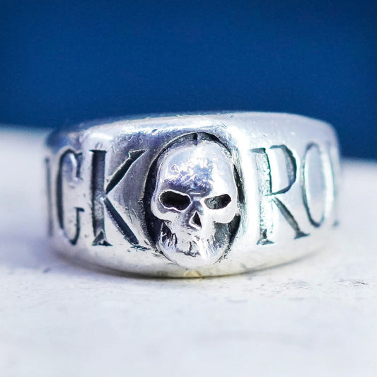 Size 7.5, vtg Sterling silver handmade ring, 925 skull rock roll statement band