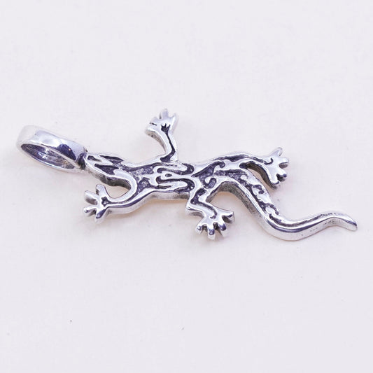 Vintage handmade Sterling silver pendant, 925 filigree lizard