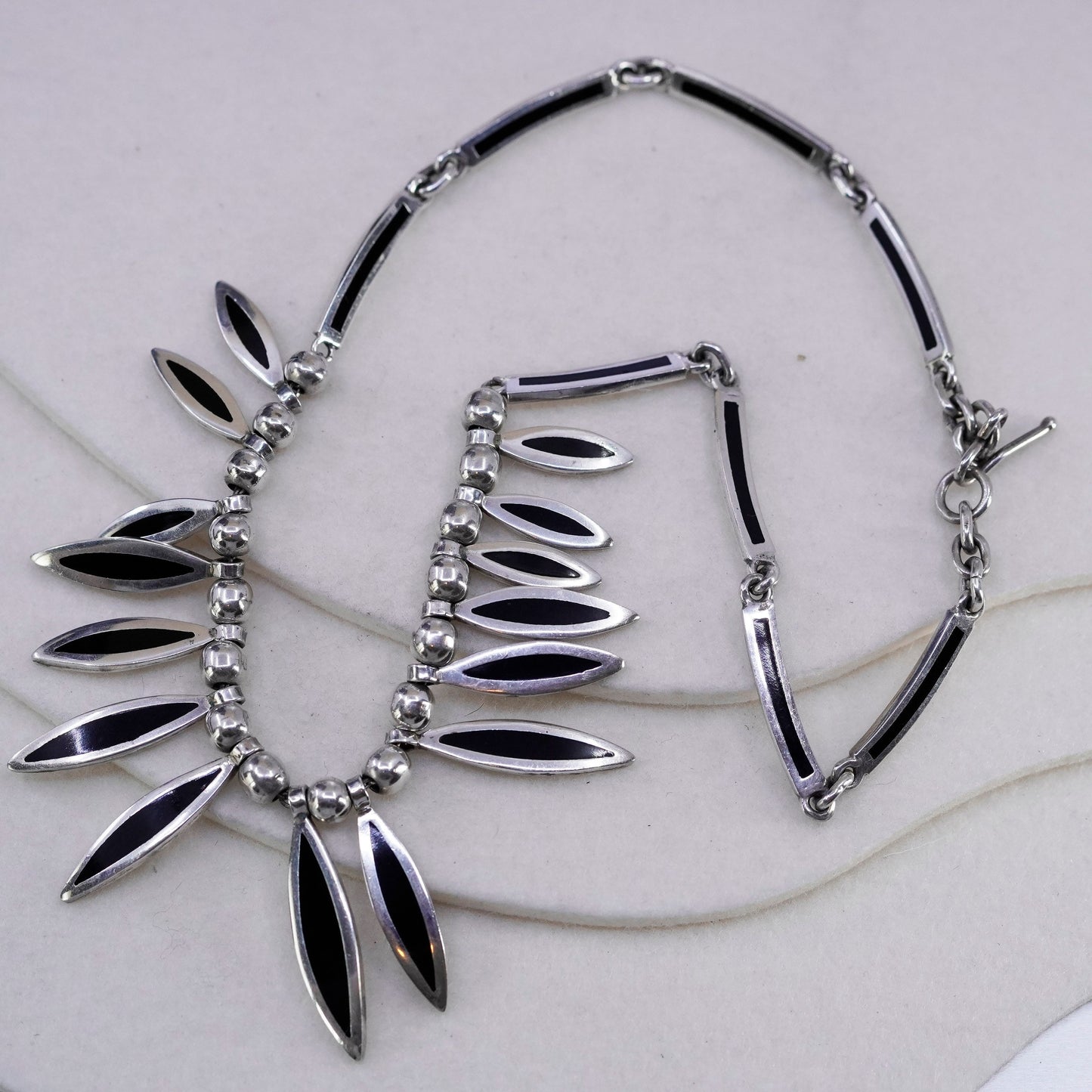 16”, vintage mexico Sterling 925 silver handmade necklace with black enamel