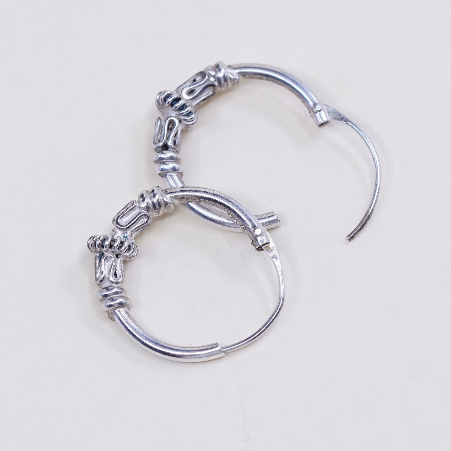 0.5”, vtg sterling silver loop earrings, fashion minimalist, 925 twisted hoops