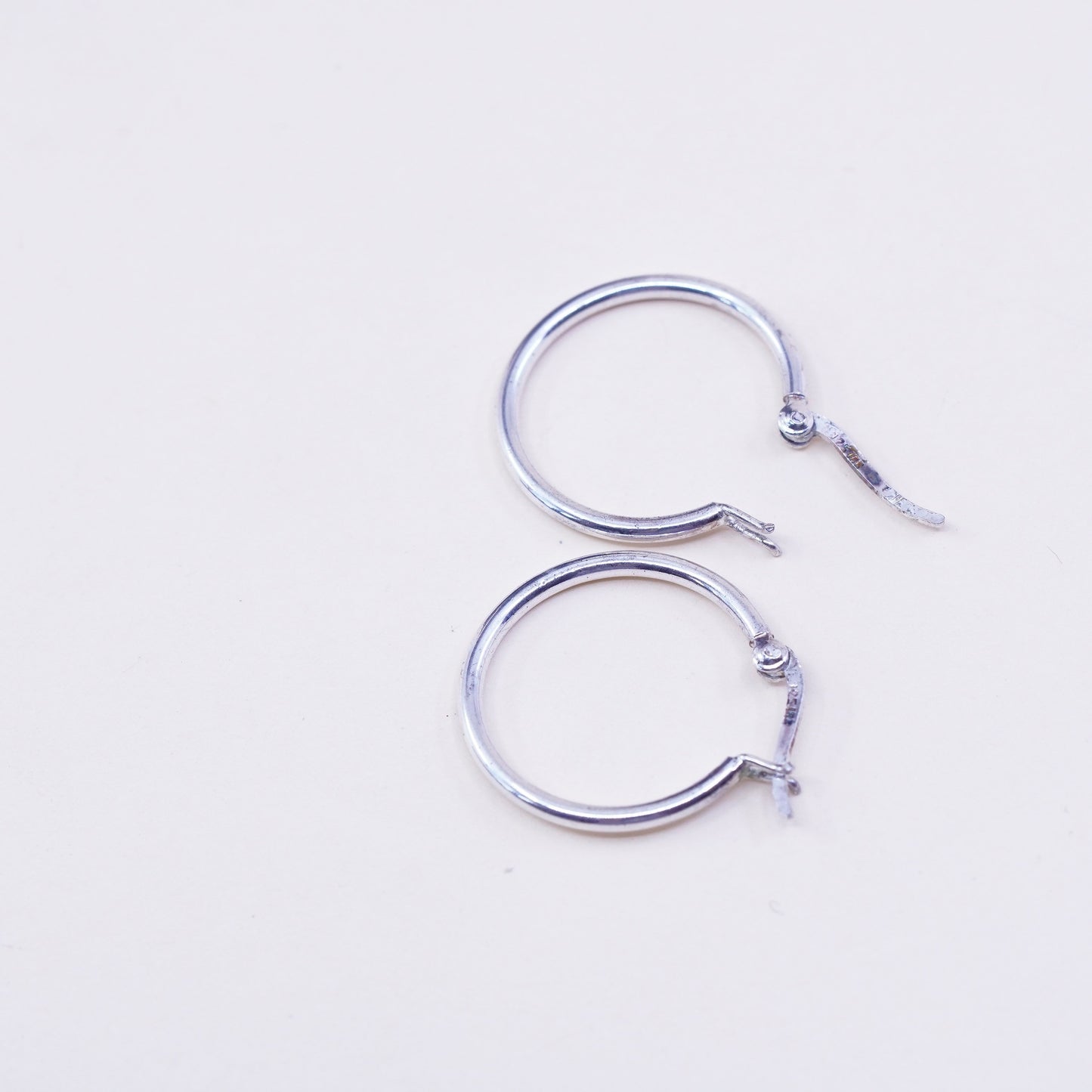 0.75”, vtg sterling 925 silver loop earrings, minimalist primitive hoops