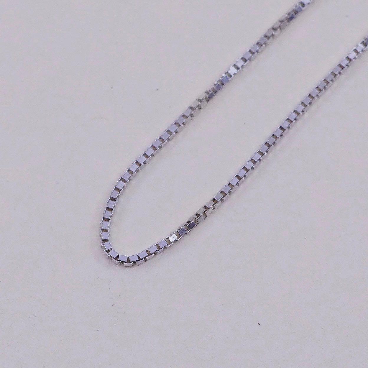 16+2”, Vintage Italian sterling 925 silver box chain, necklace